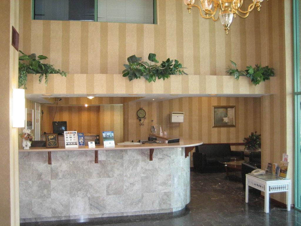 Wave Hotel Manhattan Beach Interior photo